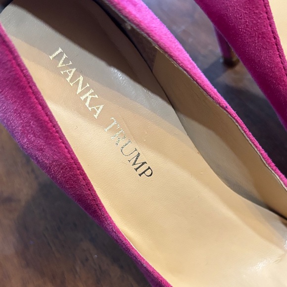 Ivanka Trump Fuchsia Suede Heels - Picture 5 of 7